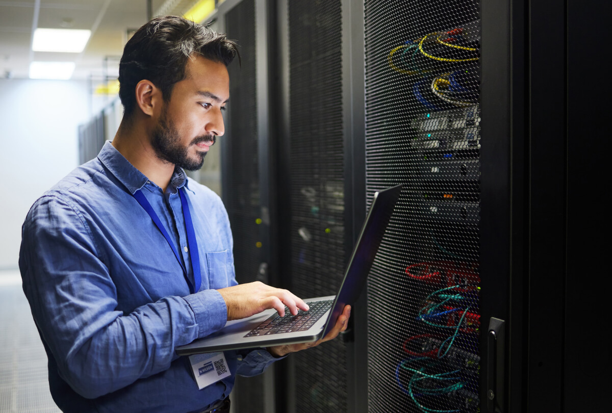 Server Crash Due to Improper RAID Configuration - Importance of Asset Monitoring